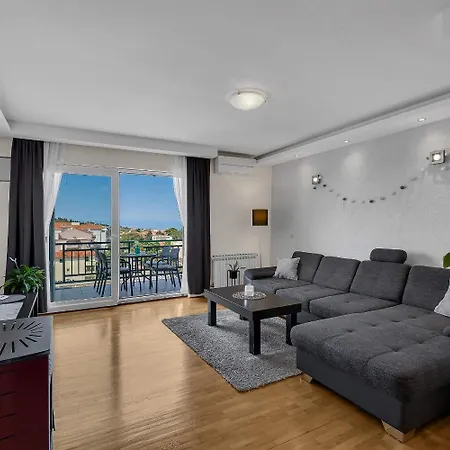 Josip Appartamento *