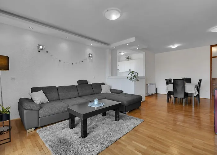 Josip Apartment